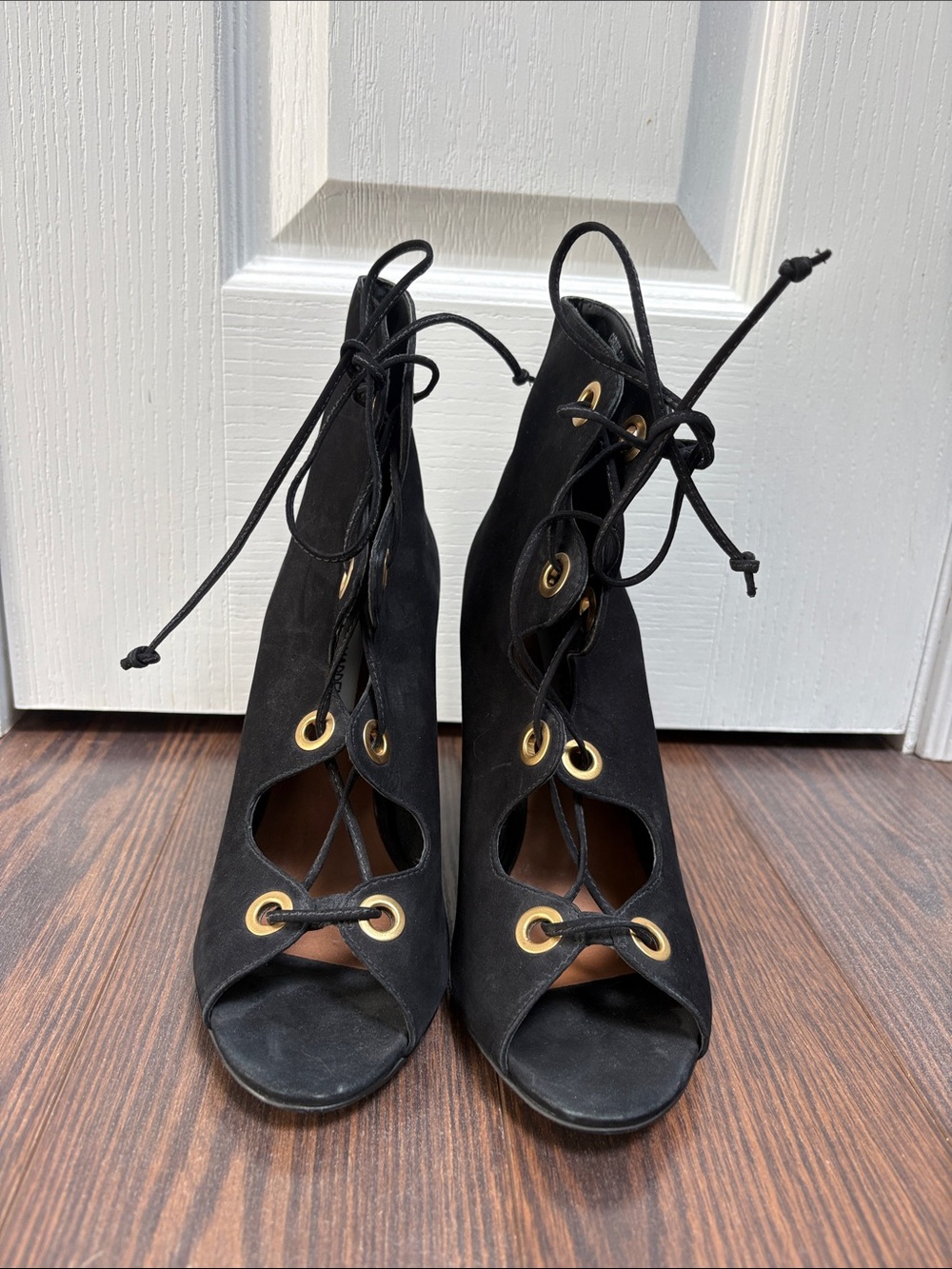 2/30$ Steve Madden Black Lace-Up Peep Toe Block Heel Booties.